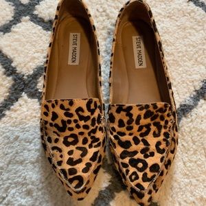 Steve Madden Feather flats size 7.5